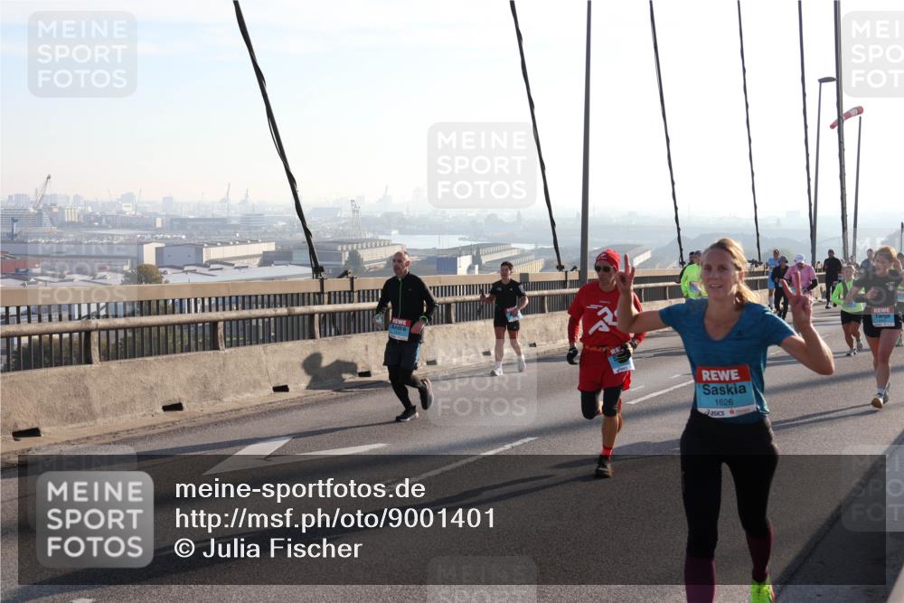 03.10.2025 - Köhlbrandbrückenlauf Julia Fischer http://msf.ph/oto/9001401 03.10.2025 09:24:10 Position 1 1626 meine-sportfotos.de