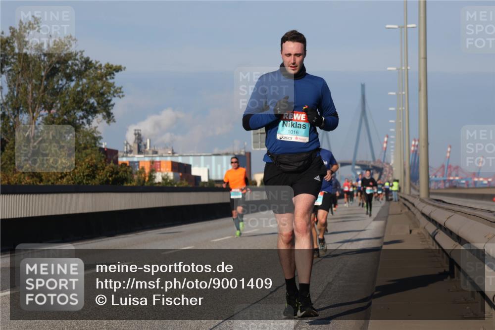 03.10.2025 - Köhlbrandbrückenlauf Luisa Fischer http://msf.ph/oto/9001409 03.10.2025 10:43:23 Position 3 1016 meine-sportfotos.de