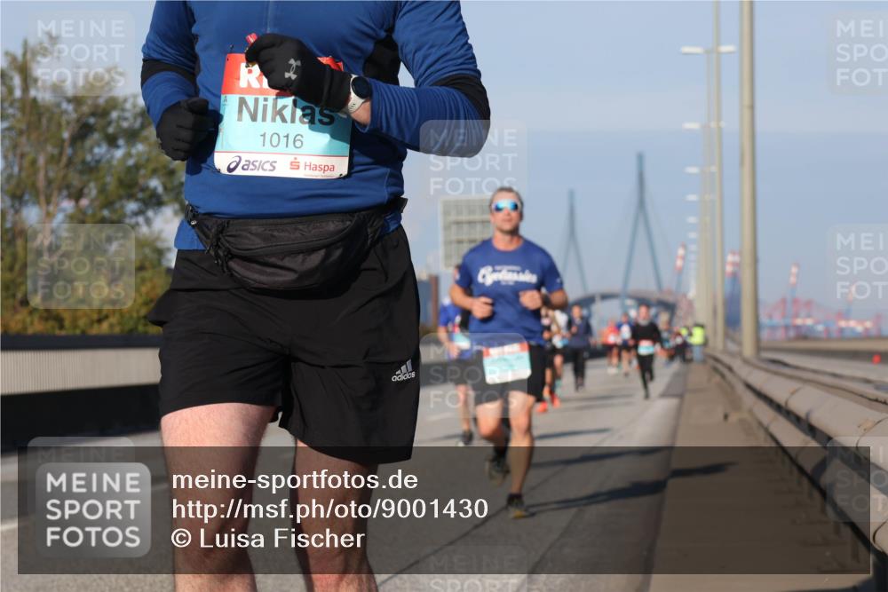 03.10.2025 - Köhlbrandbrückenlauf Luisa Fischer http://msf.ph/oto/9001430 03.10.2025 10:43:25 Position 3 1016 meine-sportfotos.de