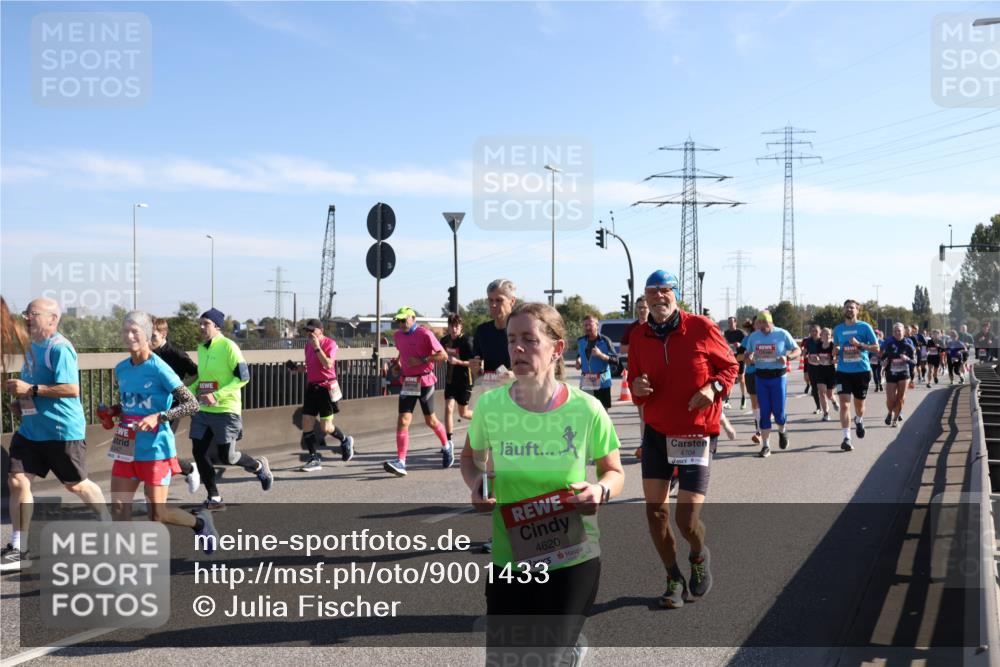03.10.2025 - Köhlbrandbrückenlauf Julia Fischer http://msf.ph/oto/9001433 03.10.2025 12:17:30 Position 3 4620, 4704 meine-sportfotos.de