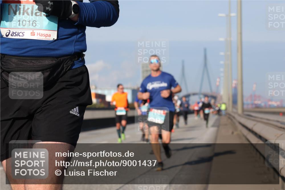 03.10.2025 - Köhlbrandbrückenlauf Luisa Fischer http://msf.ph/oto/9001437 03.10.2025 10:43:25 Position 3 1016 meine-sportfotos.de