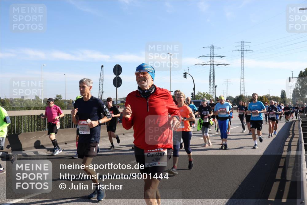 03.10.2025 - Köhlbrandbrückenlauf Julia Fischer http://msf.ph/oto/9001444 03.10.2025 12:17:31 Position 3 6743, 4704 meine-sportfotos.de
