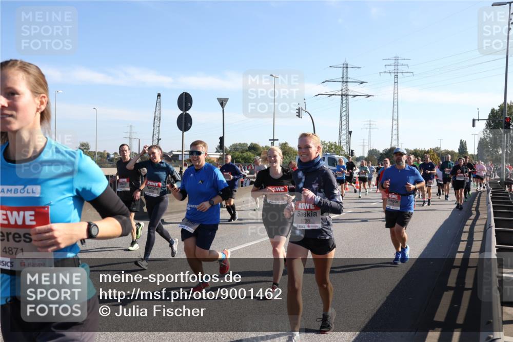 03.10.2025 - Köhlbrandbrückenlauf Julia Fischer http://msf.ph/oto/9001462 03.10.2025 12:17:35 Position 3 4871, 4591, 5738 meine-sportfotos.de