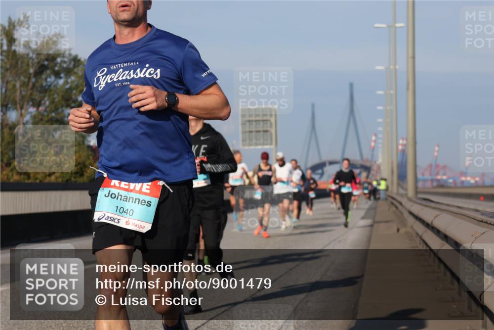 03.10.2025 - Köhlbrandbrückenlauf Luisa Fischer http://msf.ph/oto/9001479 03.10.2025 10:43:27 Position 3 1996, 1040 meine-sportfotos.de