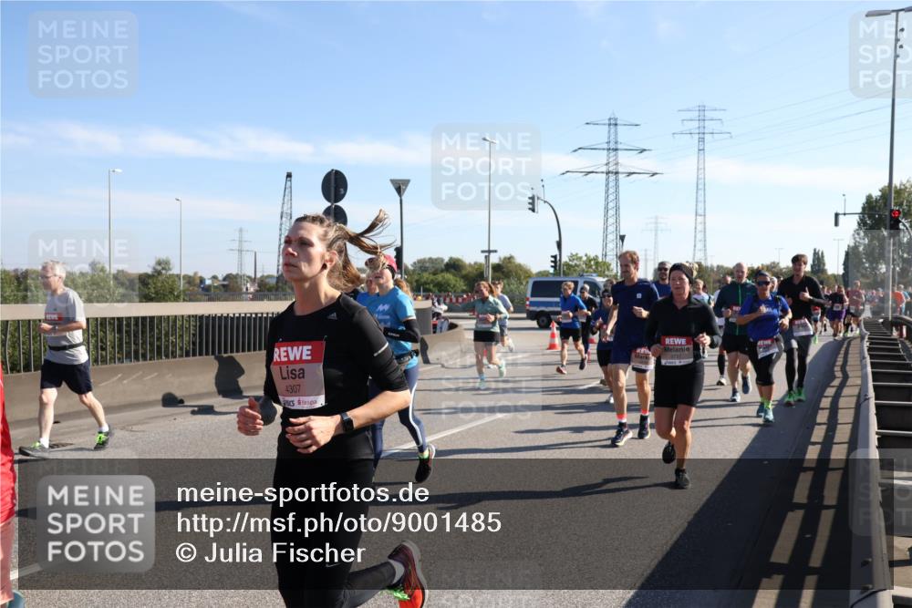 03.10.2025 - Köhlbrandbrückenlauf Julia Fischer http://msf.ph/oto/9001485 03.10.2025 12:17:38 Position 3 4307 meine-sportfotos.de