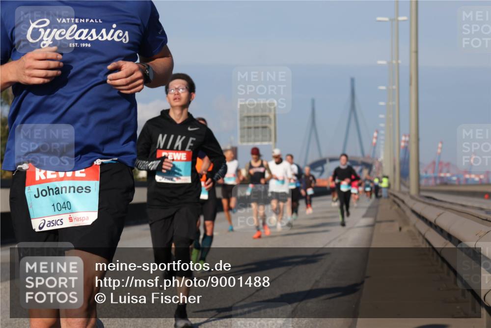 03.10.2025 - Köhlbrandbrückenlauf Luisa Fischer http://msf.ph/oto/9001488 03.10.2025 10:43:27 Position 3 1996, 1040 meine-sportfotos.de