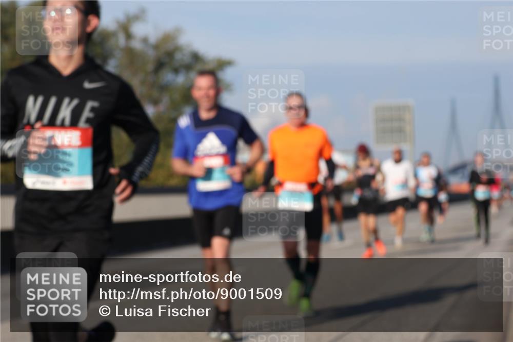 03.10.2025 - Köhlbrandbrückenlauf Luisa Fischer http://msf.ph/oto/9001509 03.10.2025 10:43:29 Position 3  meine-sportfotos.de