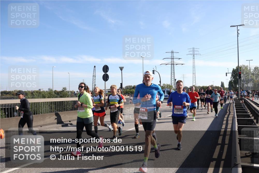 03.10.2025 - Köhlbrandbrückenlauf Julia Fischer http://msf.ph/oto/9001519 03.10.2025 12:17:44 Position 3 6448, 4928 meine-sportfotos.de