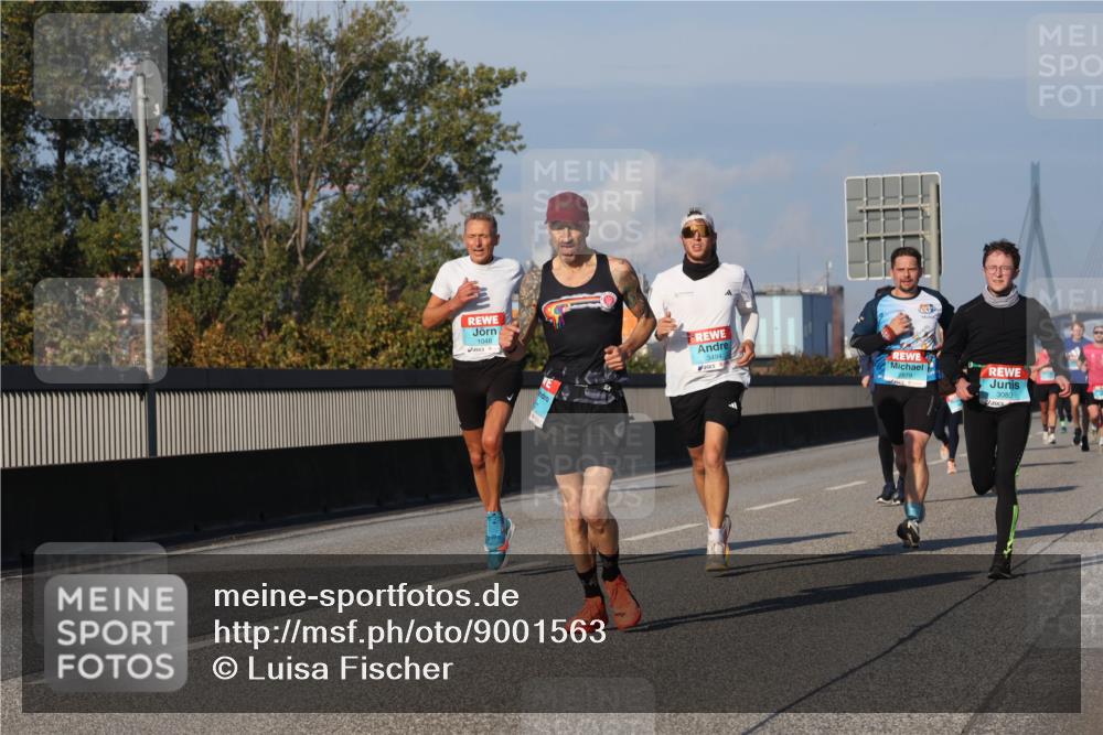 03.10.2025 - Köhlbrandbrückenlauf Luisa Fischer http://msf.ph/oto/9001563 03.10.2025 10:43:31 Position 3 1048, 3494, 2879, 3083 meine-sportfotos.de