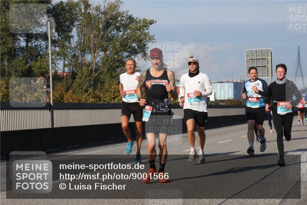 03.10.2025 - Köhlbrandbrückenlauf Luisa Fischer http://msf.ph/oto/9001566 03.10.2025 10:43:32 Position 3 1048, 3494, 3083 meine-sportfotos.de