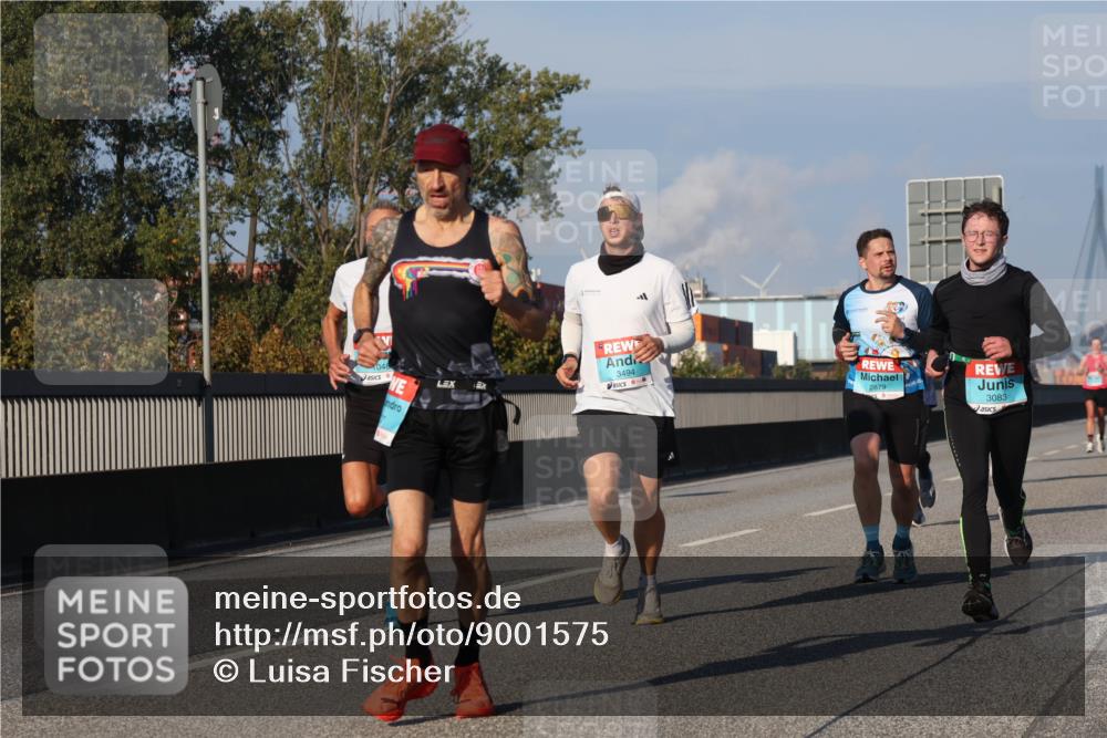 03.10.2025 - Köhlbrandbrückenlauf Luisa Fischer http://msf.ph/oto/9001575 03.10.2025 10:43:32 Position 3 048, 3494, 2879, 3083 meine-sportfotos.de