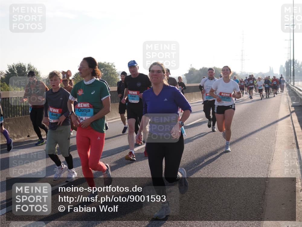 03.10.2025 - Köhlbrandbrückenlauf Fabian Wolf http://msf.ph/oto/9001593 03.10.2025 09:17:38 Position 3 3707, 3709, 1369, 1401 meine-sportfotos.de