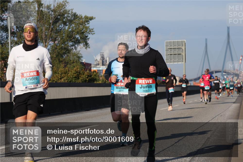 03.10.2025 - Köhlbrandbrückenlauf Luisa Fischer http://msf.ph/oto/9001609 03.10.2025 10:43:34 Position 3 3494, 2879, 3083 meine-sportfotos.de