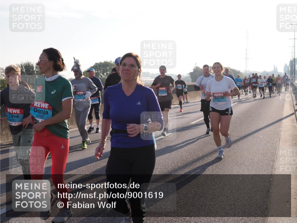 03.10.2025 - Köhlbrandbrückenlauf Fabian Wolf http://msf.ph/oto/9001619 03.10.2025 09:17:38 Position 3 3707, 3709, 6, 1289, 1401 meine-sportfotos.de