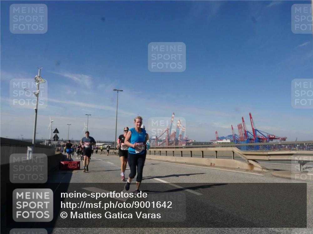 03.10.2025 - Köhlbrandbrückenlauf Matties Gatica Varas http://msf.ph/oto/9001642 03.10.2025 12:54:55 Position 2  meine-sportfotos.de
