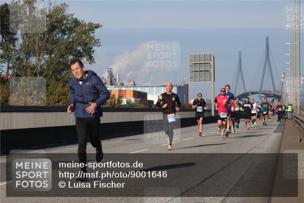 03.10.2025 - Köhlbrandbrückenlauf Luisa Fischer http://msf.ph/oto/9001646 03.10.2025 10:43:36 Position 3  meine-sportfotos.de