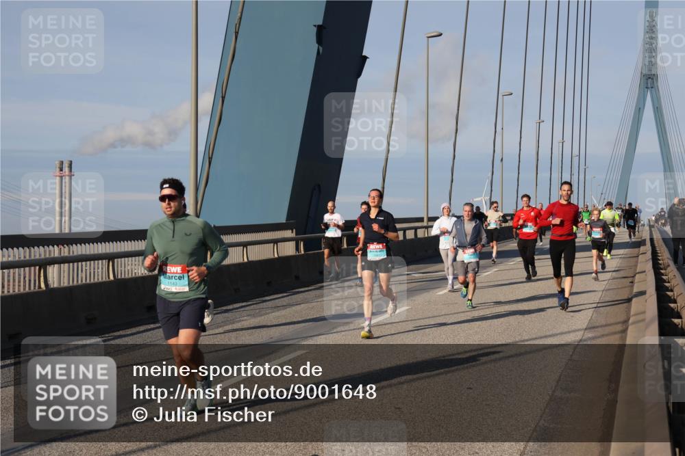 03.10.2025 - Köhlbrandbrückenlauf Julia Fischer http://msf.ph/oto/9001648 03.10.2025 09:39:27 Position 2 1143 meine-sportfotos.de