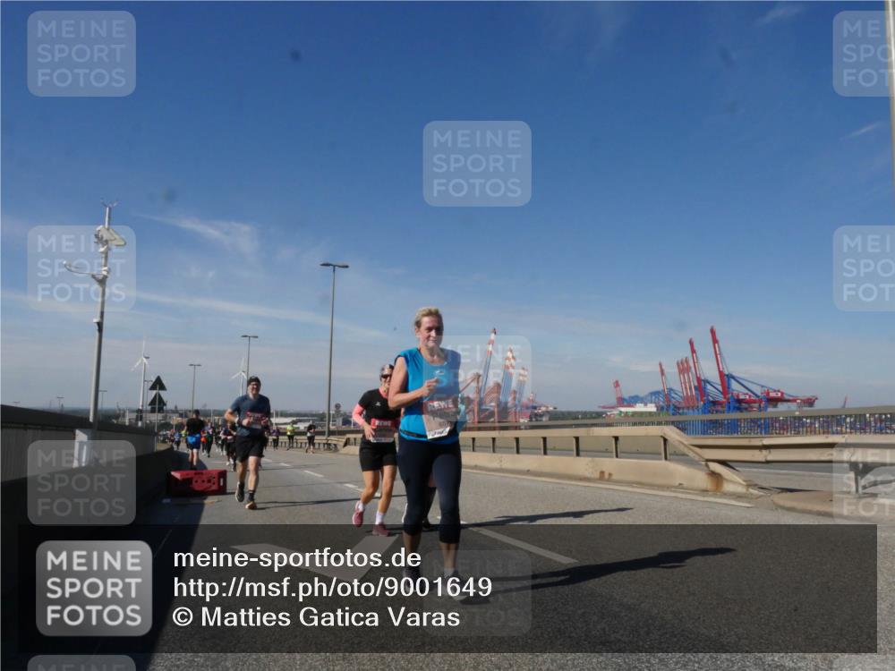 03.10.2025 - Köhlbrandbrückenlauf Matties Gatica Varas http://msf.ph/oto/9001649 03.10.2025 12:54:56 Position 2  meine-sportfotos.de