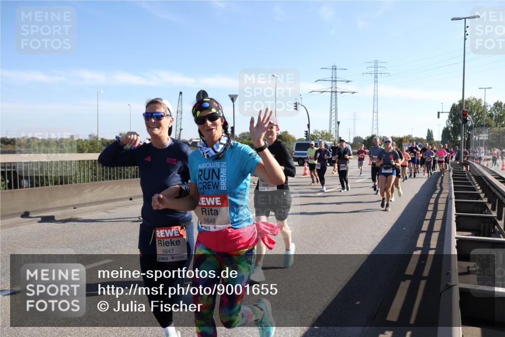 03.10.2025 - Köhlbrandbrückenlauf Julia Fischer http://msf.ph/oto/9001655 03.10.2025 12:18:00 Position 3 5647, 5648, 5650 meine-sportfotos.de