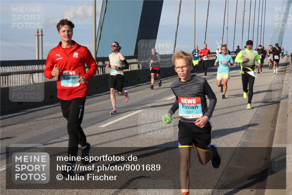 03.10.2025 - Köhlbrandbrückenlauf Julia Fischer http://msf.ph/oto/9001689 03.10.2025 09:39:33 Position 2 1118, 2997 meine-sportfotos.de