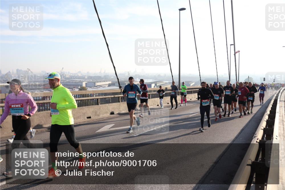 03.10.2025 - Köhlbrandbrückenlauf Julia Fischer http://msf.ph/oto/9001706 03.10.2025 09:25:00 Position 1 1473, 1409, 12 meine-sportfotos.de