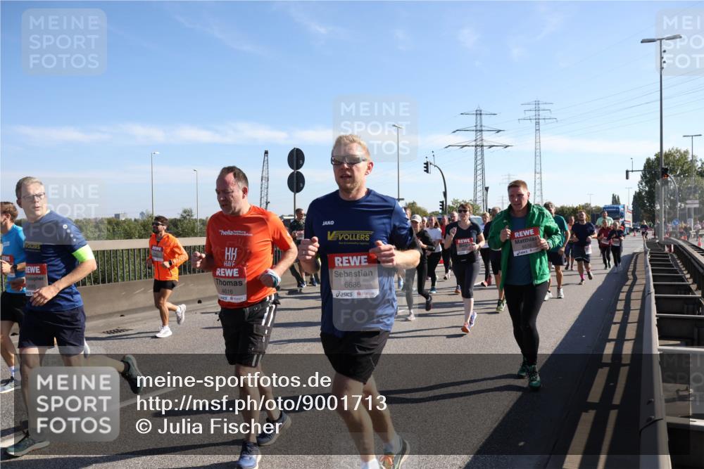 03.10.2025 - Köhlbrandbrückenlauf Julia Fischer http://msf.ph/oto/9001713 03.10.2025 12:18:09 Position 3 4616, 6686 meine-sportfotos.de