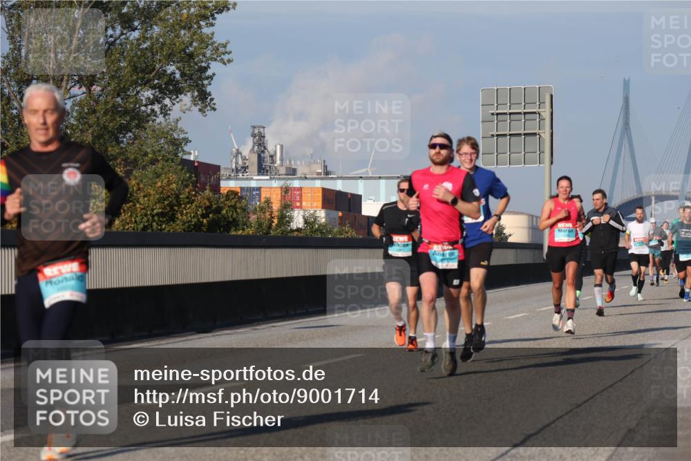 03.10.2025 - Köhlbrandbrückenlauf Luisa Fischer http://msf.ph/oto/9001714 03.10.2025 10:43:39 Position 3  meine-sportfotos.de