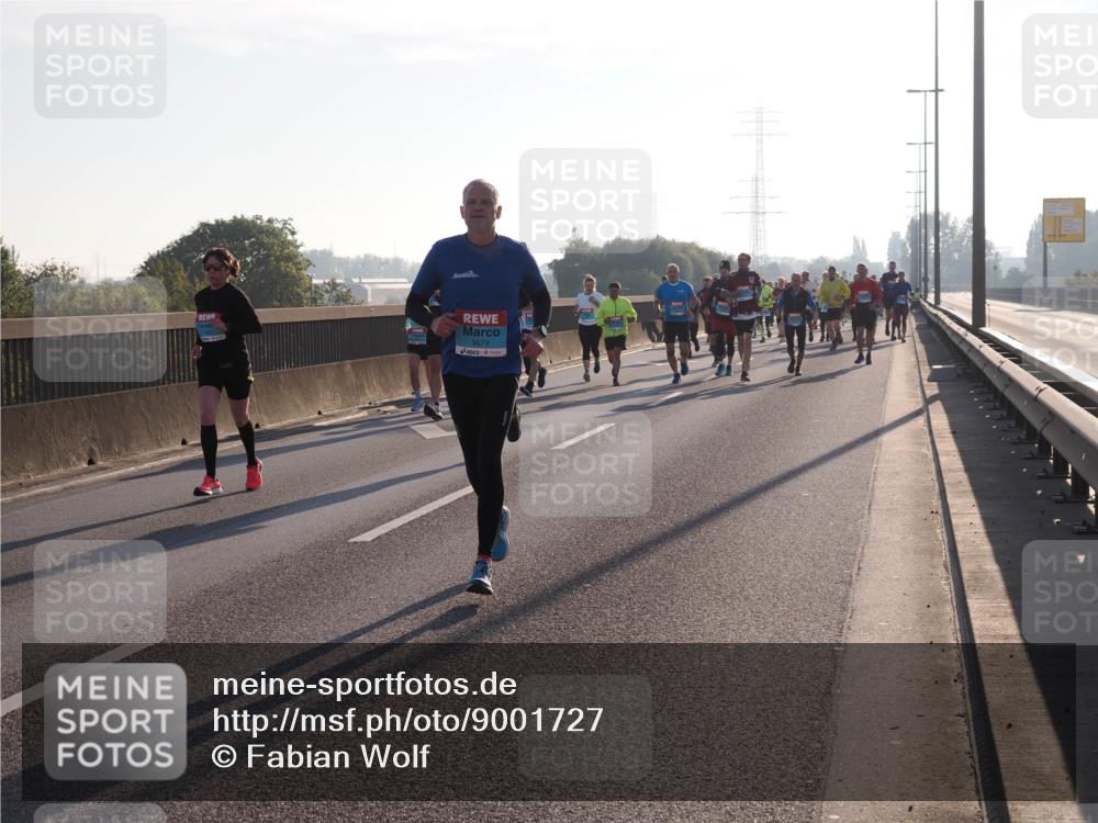 03.10.2025 - Köhlbrandbrückenlauf Fabian Wolf http://msf.ph/oto/9001727 03.10.2025 09:17:42 Position 3 3679 meine-sportfotos.de
