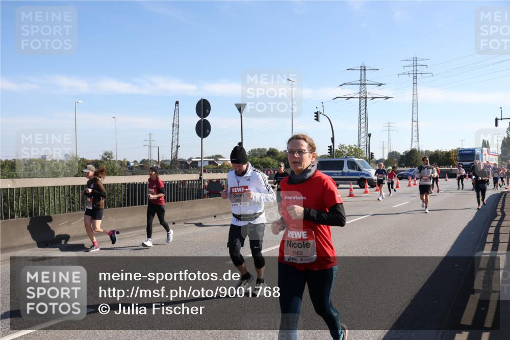 03.10.2025 - Köhlbrandbrückenlauf Julia Fischer http://msf.ph/oto/9001768 03.10.2025 12:18:17 Position 3 5329, 4869 meine-sportfotos.de