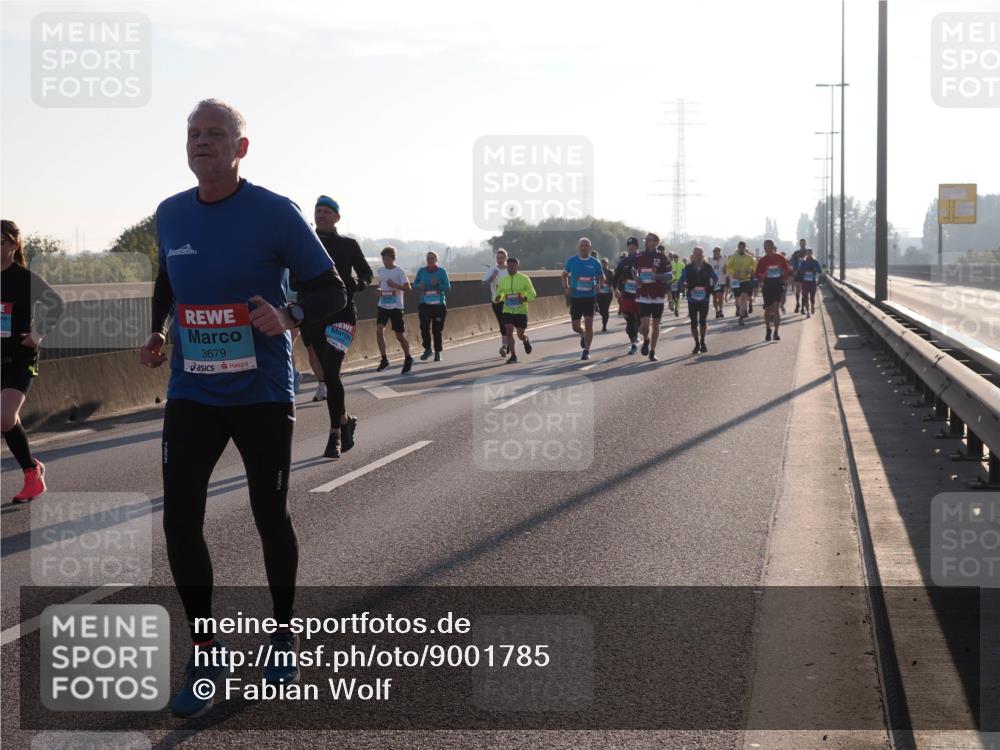 03.10.2025 - Köhlbrandbrückenlauf Fabian Wolf http://msf.ph/oto/9001785 03.10.2025 09:17:43 Position 3 3679 meine-sportfotos.de