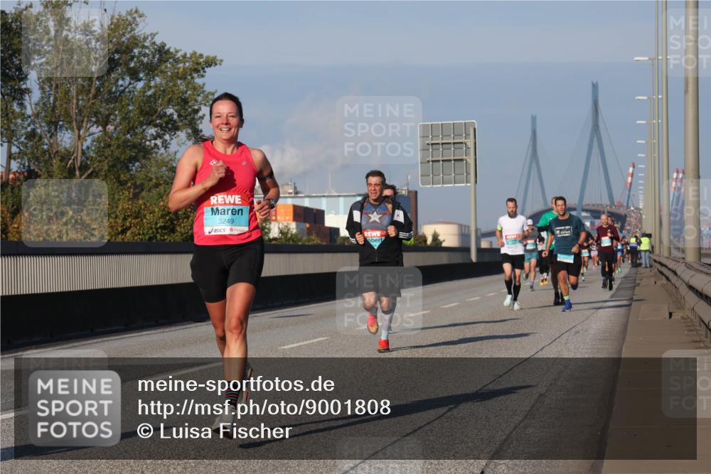 03.10.2025 - Köhlbrandbrückenlauf Luisa Fischer http://msf.ph/oto/9001808 03.10.2025 10:43:45 Position 3 3249 meine-sportfotos.de