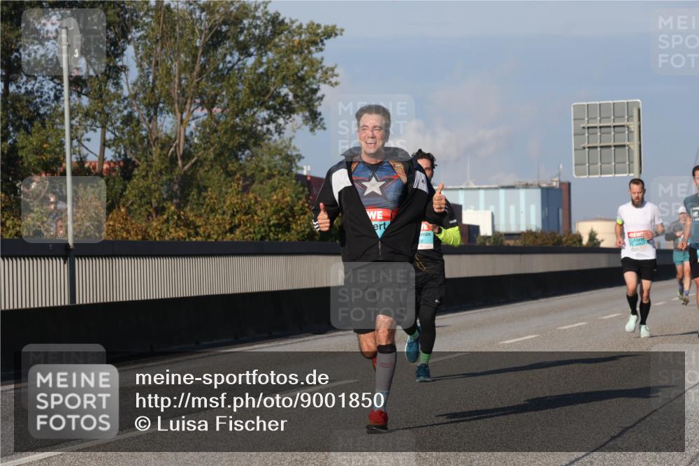 03.10.2025 - Köhlbrandbrückenlauf Luisa Fischer http://msf.ph/oto/9001850 03.10.2025 10:43:47 Position 3 24 meine-sportfotos.de