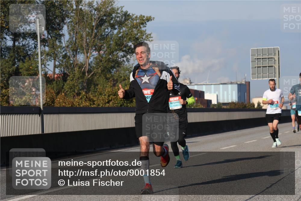 03.10.2025 - Köhlbrandbrückenlauf Luisa Fischer http://msf.ph/oto/9001854 03.10.2025 10:43:47 Position 3 1224 meine-sportfotos.de