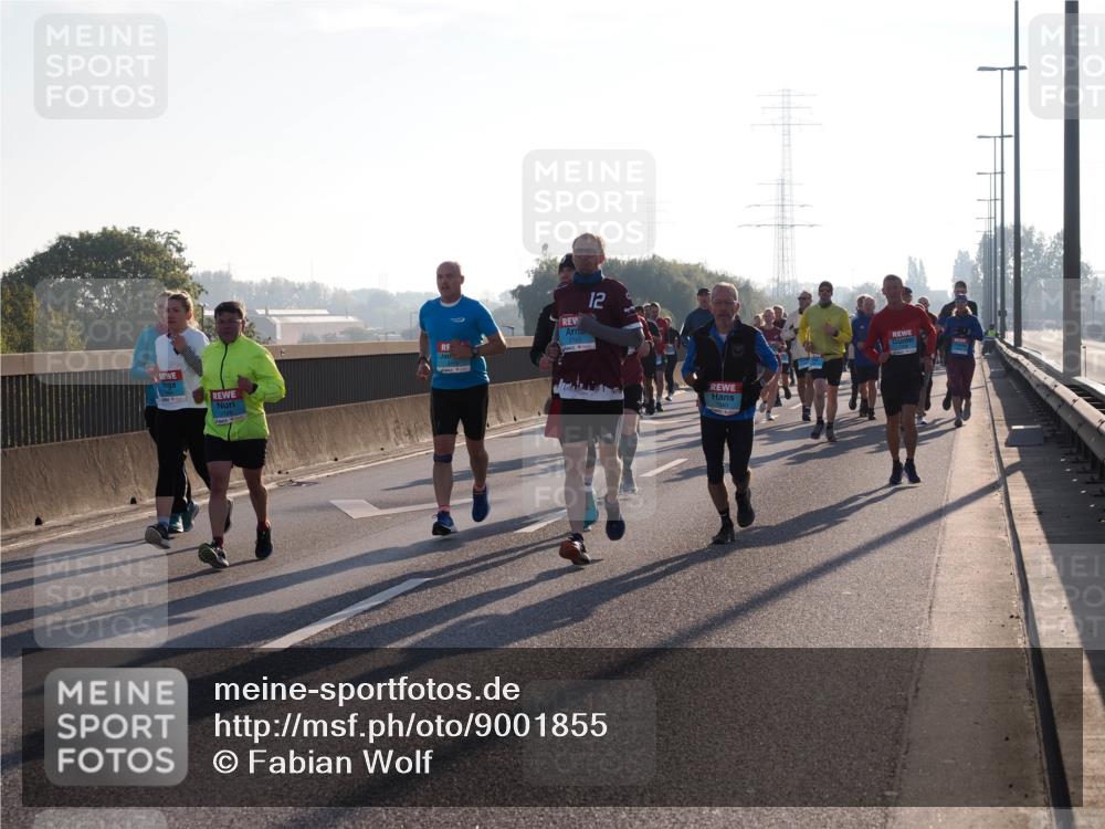 03.10.2025 - Köhlbrandbrückenlauf Fabian Wolf http://msf.ph/oto/9001855 03.10.2025 09:17:46 Position 3 12 meine-sportfotos.de