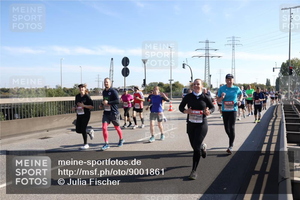 03.10.2025 - Köhlbrandbrückenlauf Julia Fischer http://msf.ph/oto/9001861 03.10.2025 12:18:47 Position 3 5152 meine-sportfotos.de
