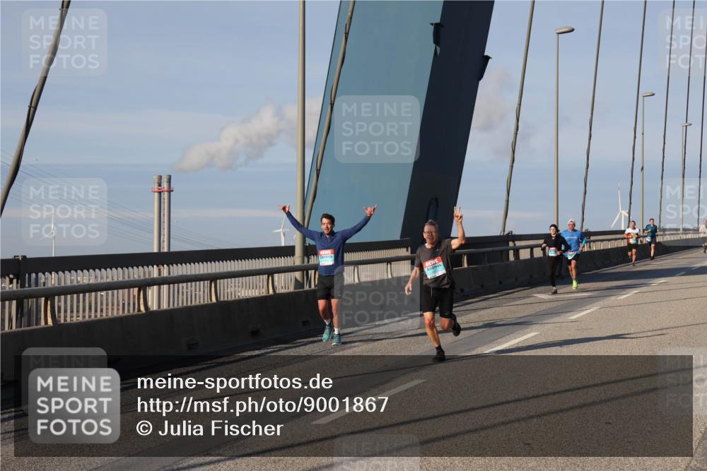 03.10.2025 - Köhlbrandbrückenlauf Julia Fischer http://msf.ph/oto/9001867 03.10.2025 09:40:02 Position 2  meine-sportfotos.de