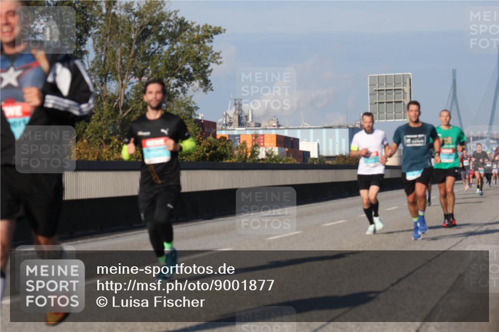 03.10.2025 - Köhlbrandbrückenlauf Luisa Fischer http://msf.ph/oto/9001877 03.10.2025 10:43:48 Position 3  meine-sportfotos.de