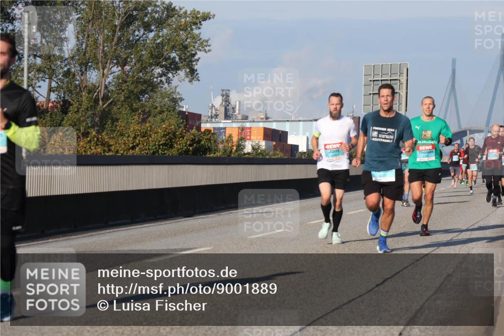 03.10.2025 - Köhlbrandbrückenlauf Luisa Fischer http://msf.ph/oto/9001889 03.10.2025 10:43:49 Position 3 2024 meine-sportfotos.de