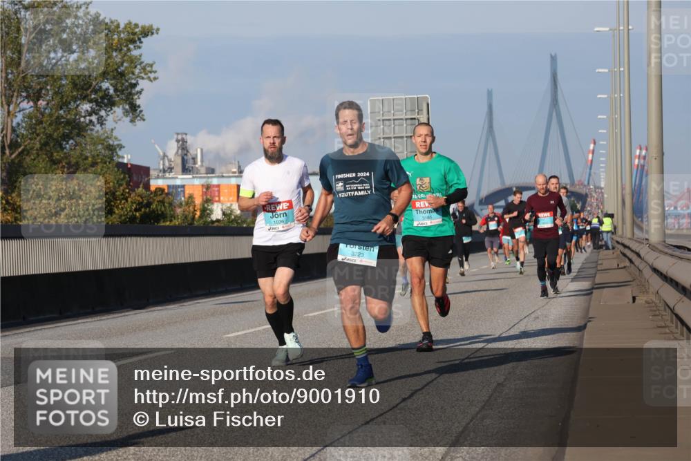 03.10.2025 - Köhlbrandbrückenlauf Luisa Fischer http://msf.ph/oto/9001910 03.10.2025 10:43:50 Position 3 1036, 2024, 44, 1860, 3185, 3223 meine-sportfotos.de