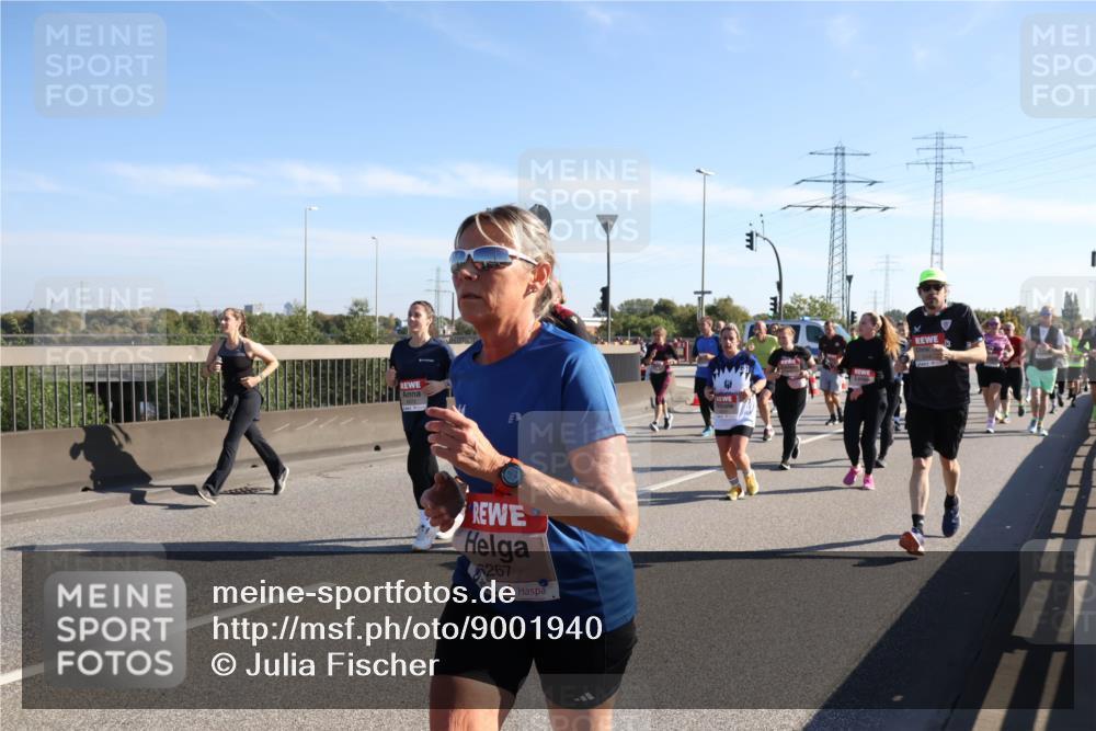 03.10.2025 - Köhlbrandbrückenlauf Julia Fischer http://msf.ph/oto/9001940 03.10.2025 12:18:58 Position 3 267, 4 meine-sportfotos.de