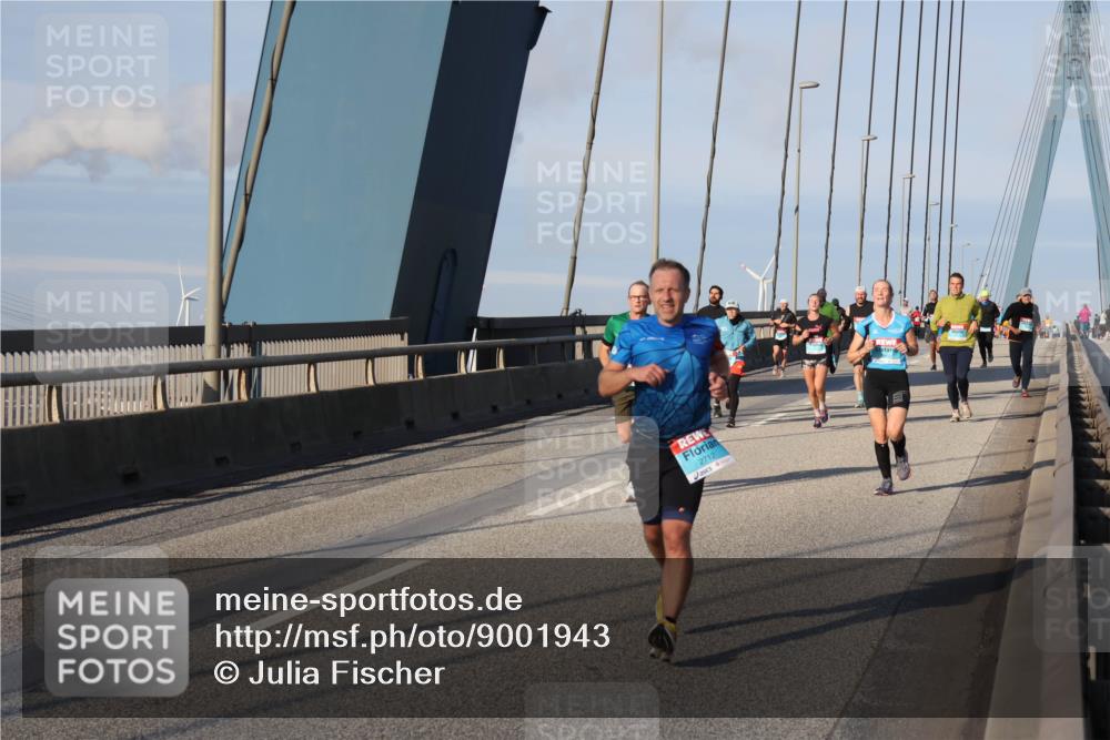 03.10.2025 - Köhlbrandbrückenlauf Julia Fischer http://msf.ph/oto/9001943 03.10.2025 09:40:21 Position 2 2712 meine-sportfotos.de