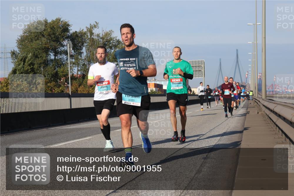 03.10.2025 - Köhlbrandbrückenlauf Luisa Fischer http://msf.ph/oto/9001955 03.10.2025 10:43:52 Position 3 2024, 44, 1860, 1036, 3223, 3185 meine-sportfotos.de