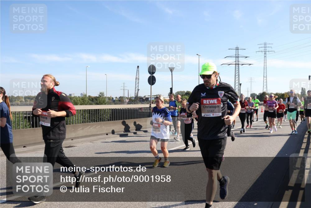 03.10.2025 - Köhlbrandbrückenlauf Julia Fischer http://msf.ph/oto/9001958 03.10.2025 12:19:00 Position 3 5107, 5147 meine-sportfotos.de