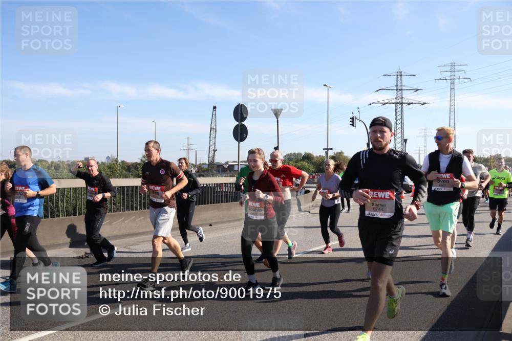 03.10.2025 - Köhlbrandbrückenlauf Julia Fischer http://msf.ph/oto/9001975 03.10.2025 12:19:02 Position 3 6744 meine-sportfotos.de