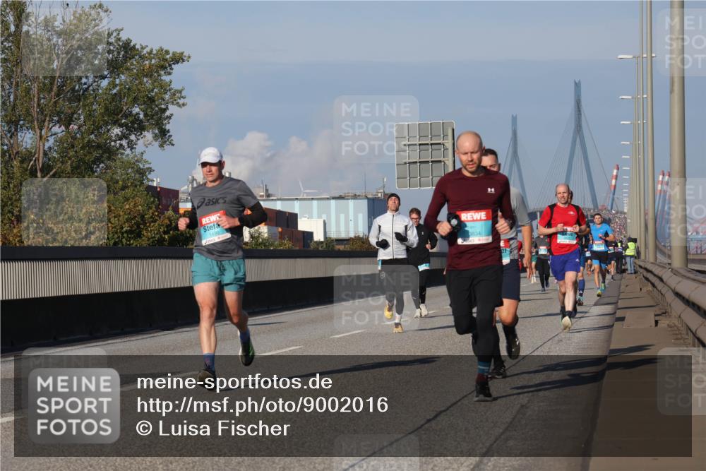 03.10.2025 - Köhlbrandbrückenlauf Luisa Fischer http://msf.ph/oto/9002016 03.10.2025 10:43:55 Position 3 1490, 3834 meine-sportfotos.de