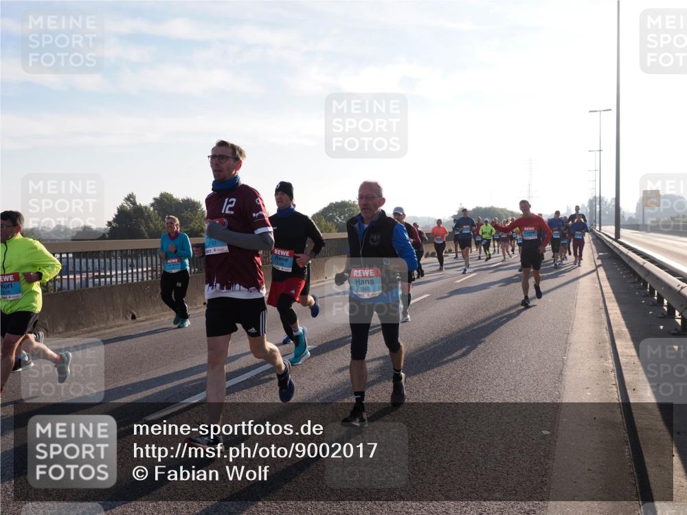 03.10.2025 - Köhlbrandbrückenlauf Fabian Wolf http://msf.ph/oto/9002017 03.10.2025 09:17:49 Position 3 3198, 12, 2743, 1340 meine-sportfotos.de