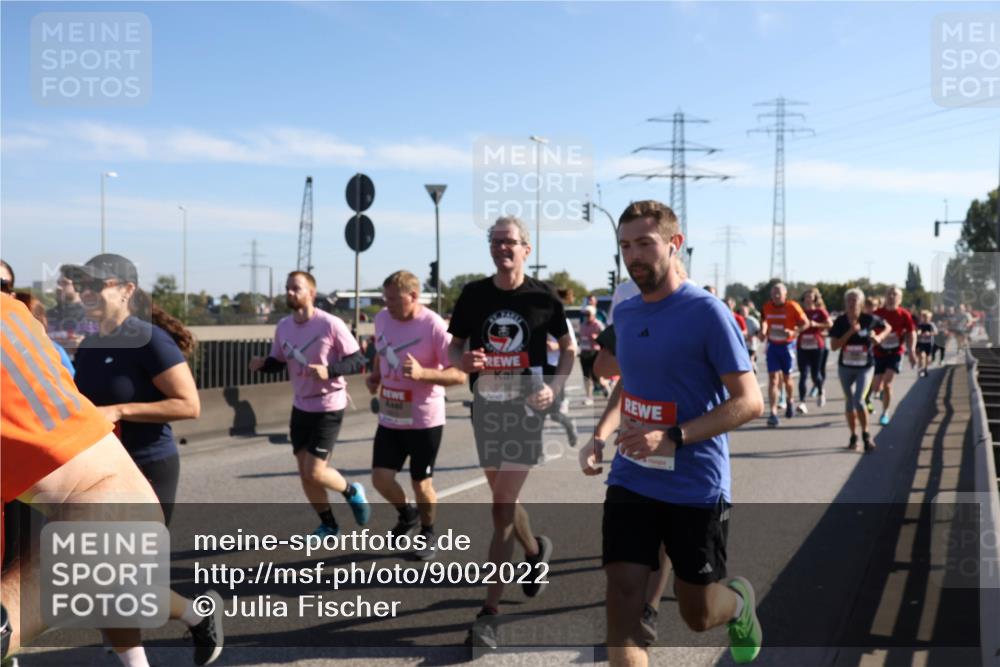 03.10.2025 - Köhlbrandbrückenlauf Julia Fischer http://msf.ph/oto/9002022 03.10.2025 12:19:10 Position 3  meine-sportfotos.de