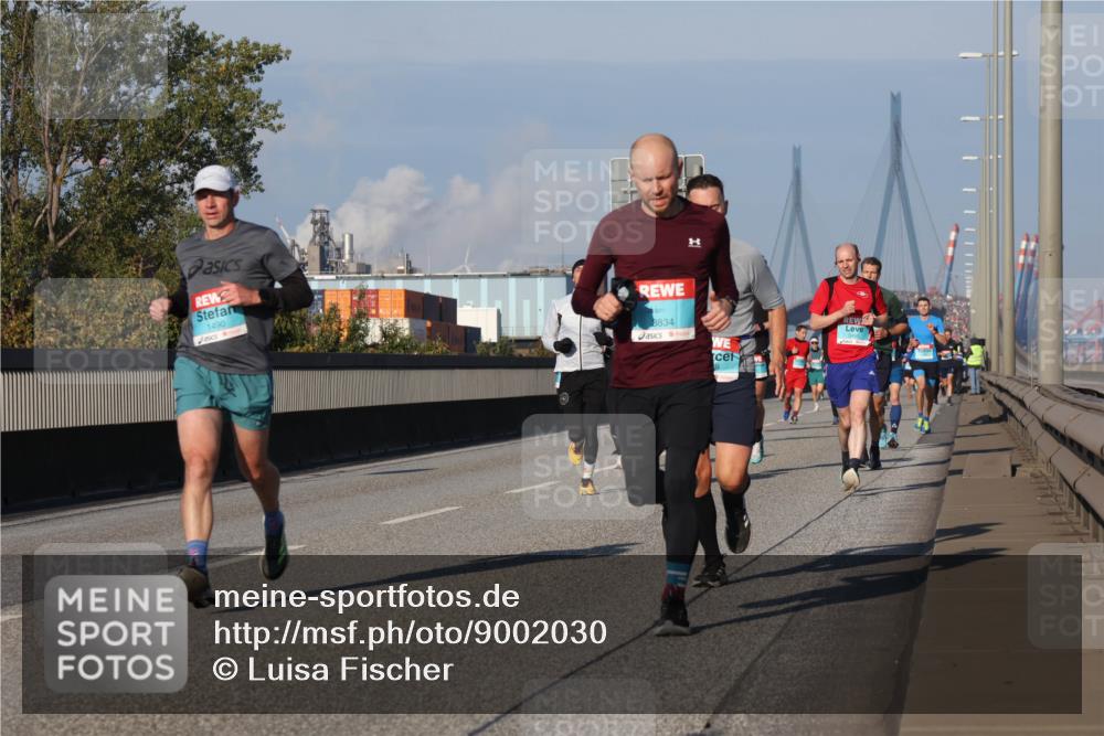 03.10.2025 - Köhlbrandbrückenlauf Luisa Fischer http://msf.ph/oto/9002030 03.10.2025 10:43:56 Position 3 1490, 8834 meine-sportfotos.de