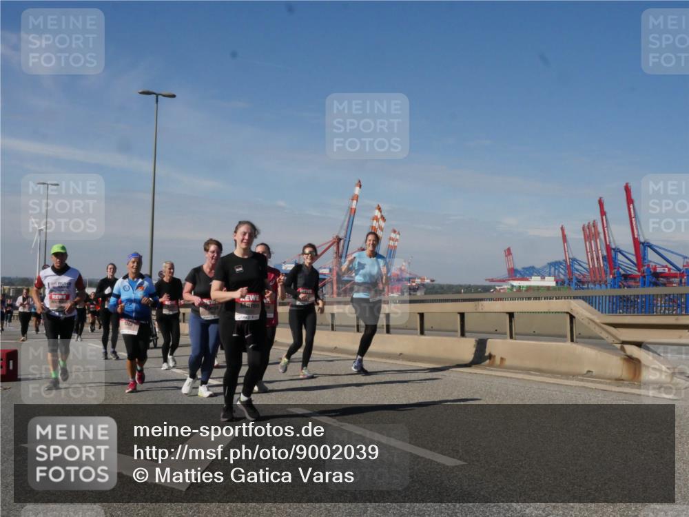 03.10.2025 - Köhlbrandbrückenlauf Matties Gatica Varas http://msf.ph/oto/9002039 03.10.2025 12:55:27 Position 2  meine-sportfotos.de