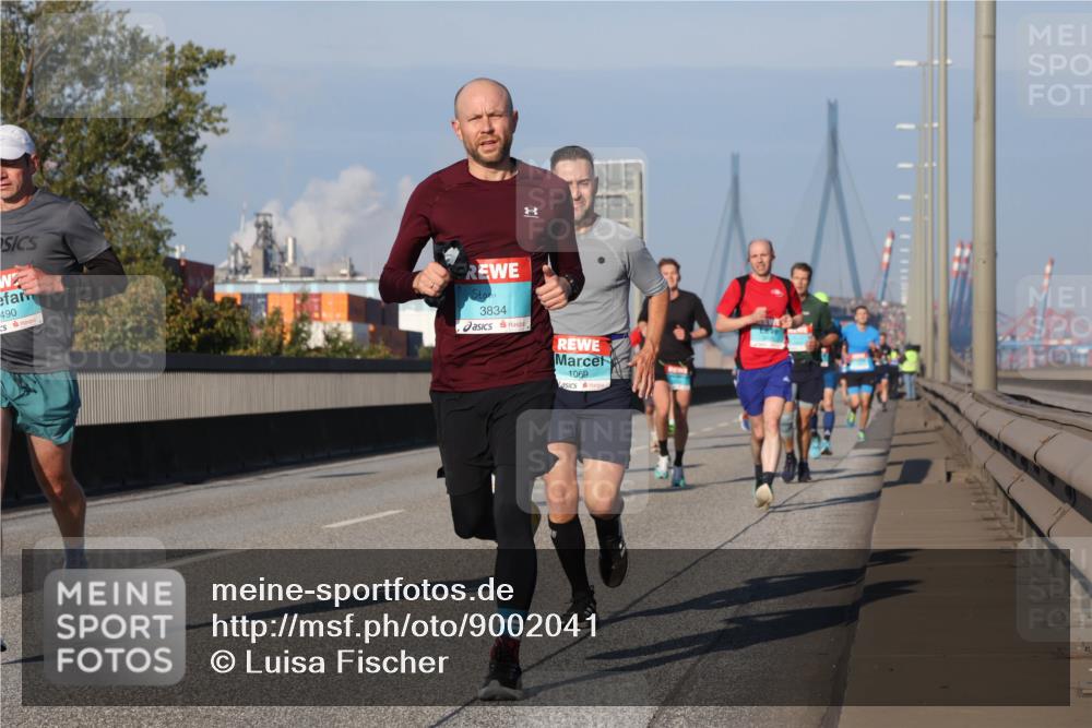 03.10.2025 - Köhlbrandbrückenlauf Luisa Fischer http://msf.ph/oto/9002041 03.10.2025 10:43:57 Position 3 490, 3834, 1069 meine-sportfotos.de